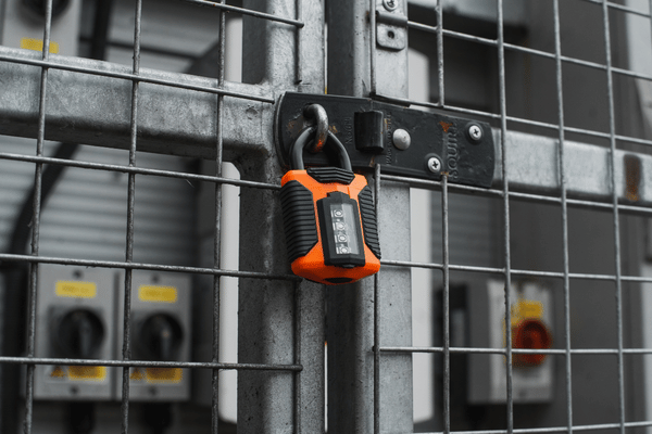 How to choose a padlock for construction sites