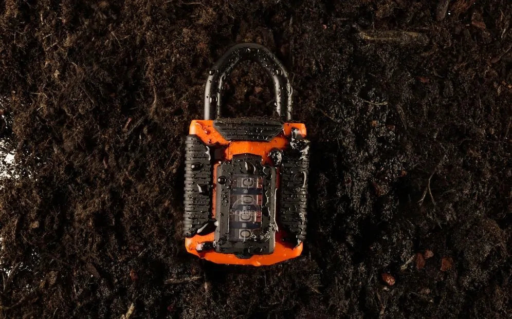 thumbnail image 2 of Squire Heavy Duty Combination Padlock - 4-Wheel Weatherproof Lock For Home & Garage (50mm, Orange) 2 of 10